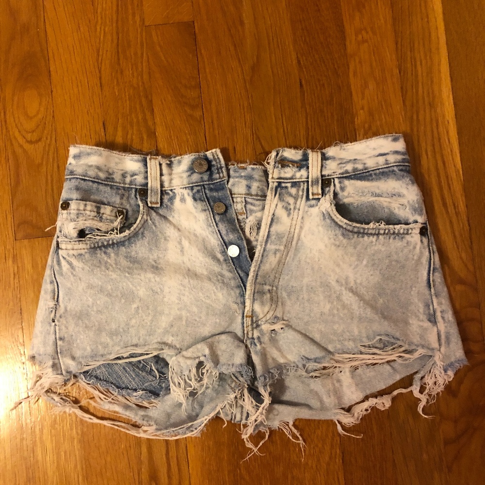 Levi's Light Wash Distress Jean Shorts